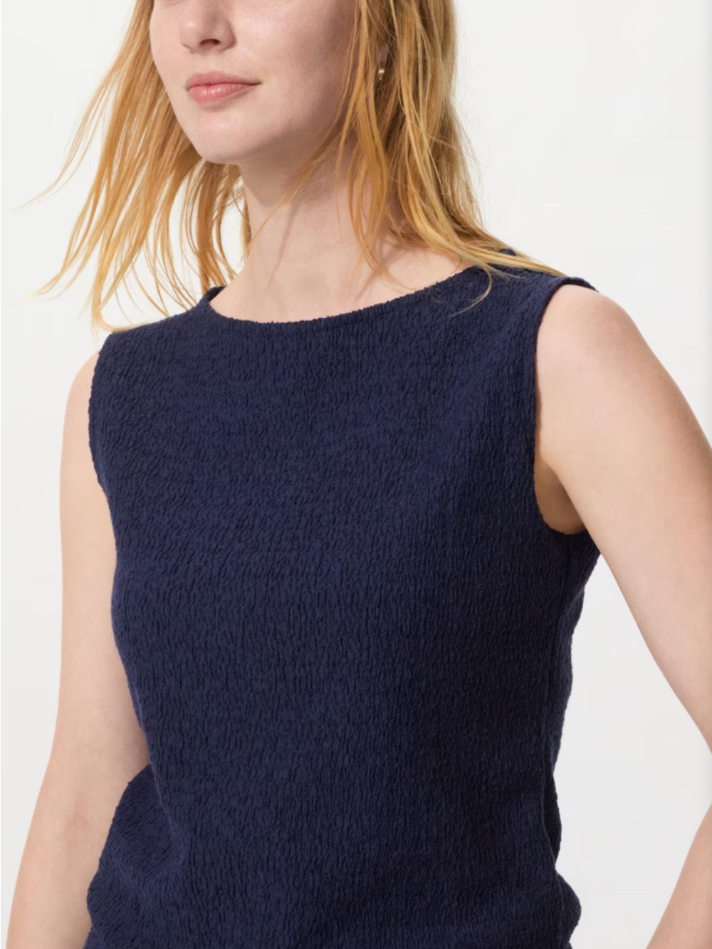 Uniqlo Navy Textured Sleeveless Tank